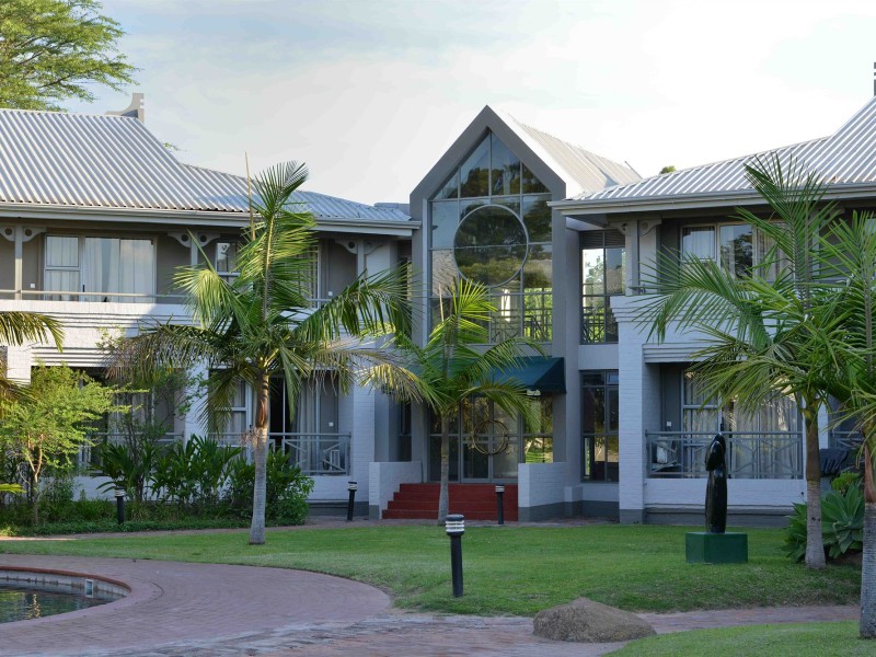 Cresta Lodge